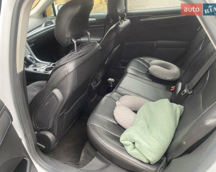 Білий Форд Фьюжен, об'ємом двигуна 2 л та пробігом 168 тис. км за 11500 $, фото 6 на Automoto.ua