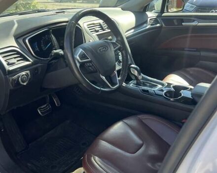 Форд Фьюжн 2014 в Львове на Automoto.ua Белый Форд Фьюжн, объемом двигателя 2 л и пробегом 304 тыс. км за 11000 $, фото 2 на Automoto.ua