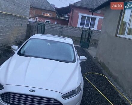 Білий Форд Фьюжен, об'ємом двигуна 2.5 л та пробігом 220 тис. км за 9500 $, фото 4 на Automoto.ua