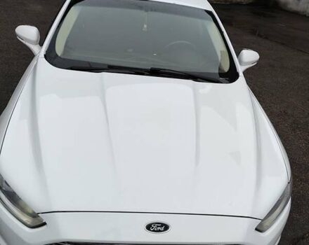 Белый Форд Фьюжн, объемом двигателя 2.5 л и пробегом 216 тыс. км за 8500 $, фото 7 на Automoto.ua