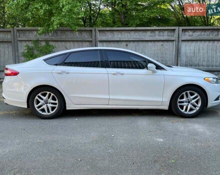 Белый Форд Фьюжн, объемом двигателя 2.5 л и пробегом 178 тыс. км за 7500 $, фото 5 на Automoto.ua