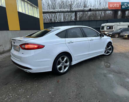 Белый Форд Фьюжн, объемом двигателя 2.49 л и пробегом 253 тыс. км за 9600 $, фото 16 на Automoto.ua