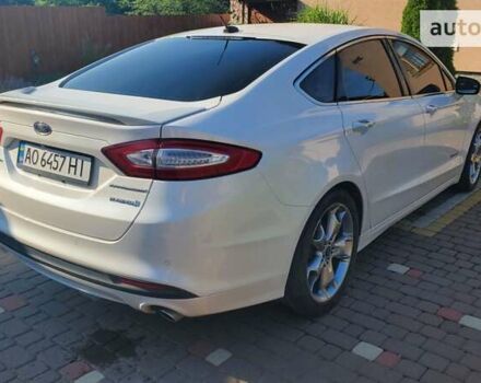 Білий Форд Фьюжен, об'ємом двигуна 2 л та пробігом 513 тис. км за 9000 $, фото 3 на Automoto.ua
