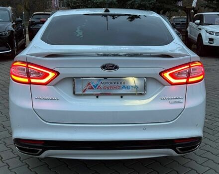Білий Форд Фьюжен, об'ємом двигуна 2 л та пробігом 183 тис. км за 10500 $, фото 5 на Automoto.ua