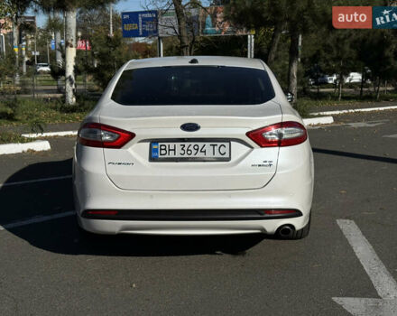 Форд Фьюжен 2014 у Одесі на Automoto.ua Білий Форд Фьюжен, об'ємом двигуна 2 л та пробігом 137 тис. км за 11800 $, фото 5 на Automoto.ua