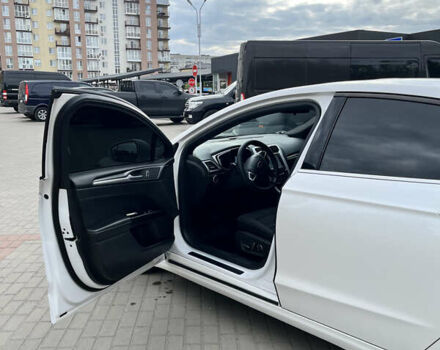Белый Форд Фьюжн, объемом двигателя 2.5 л и пробегом 180 тыс. км за 13700 $, фото 14 на Automoto.ua
