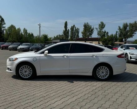 Белый Форд Фьюжн, объемом двигателя 2 л и пробегом 184 тыс. км за 10900 $, фото 3 на Automoto.ua