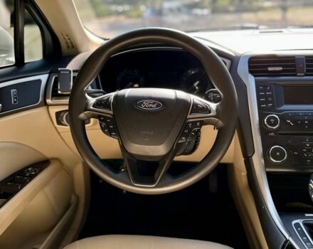 Белый Форд Фьюжн, объемом двигателя 2.5 л и пробегом 149 тыс. км за 10590 $, фото 8 на Automoto.ua