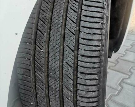 Білий Форд Фьюжен, об'ємом двигуна 2.5 л та пробігом 119 тис. км за 11300 $, фото 9 на Automoto.ua