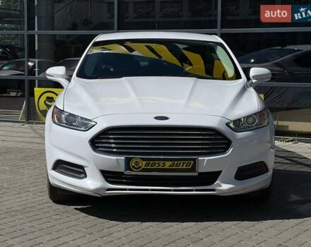 Білий Форд Фьюжен, об'ємом двигуна 2 л та пробігом 75 тис. км за 12900 $, фото 1 на Automoto.ua