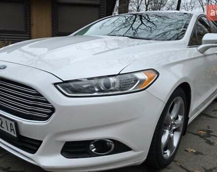 Білий Форд Фьюжен, об'ємом двигуна 2.5 л та пробігом 240 тис. км за 9449 $, фото 30 на Automoto.ua