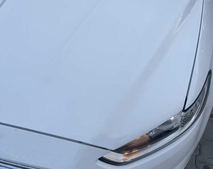 Білий Форд Фьюжен, об'ємом двигуна 2 л та пробігом 222 тис. км за 12700 $, фото 5 на Automoto.ua