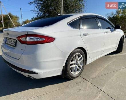 Белый Форд Фьюжн, объемом двигателя 2.49 л и пробегом 158 тыс. км за 11999 $, фото 2 на Automoto.ua