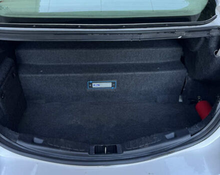 Белый Форд Фьюжн, объемом двигателя 2 л и пробегом 217 тыс. км за 13500 $, фото 8 на Automoto.ua