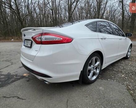 Білий Форд Фьюжен, об'ємом двигуна 2.49 л та пробігом 241 тис. км за 9400 $, фото 19 на Automoto.ua