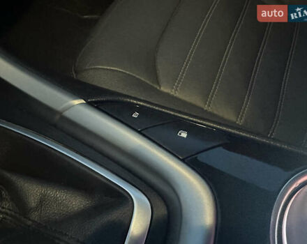 Білий Форд Фьюжен, об'ємом двигуна 2 л та пробігом 203 тис. км за 11500 $, фото 25 на Automoto.ua