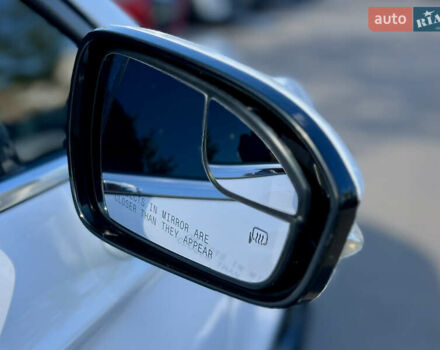 Білий Форд Фьюжен, об'ємом двигуна 2.49 л та пробігом 201 тис. км за 9300 $, фото 40 на Automoto.ua