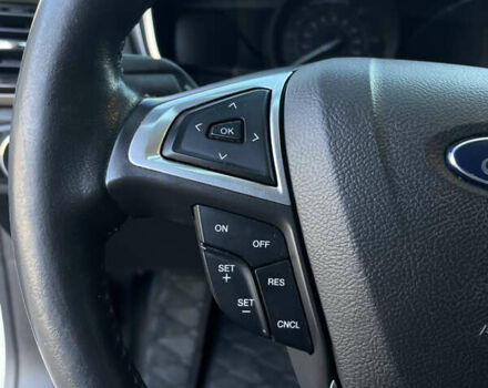 Білий Форд Фьюжен, об'ємом двигуна 2 л та пробігом 175 тис. км за 12800 $, фото 11 на Automoto.ua