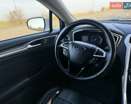 Белый Форд Фьюжн, объемом двигателя 2.5 л и пробегом 194 тыс. км за 11500 $, фото 15 на Automoto.ua