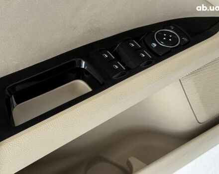 Белый Форд Фьюжн, объемом двигателя 2 л и пробегом 224 тыс. км за 11490 $, фото 9 на Automoto.ua