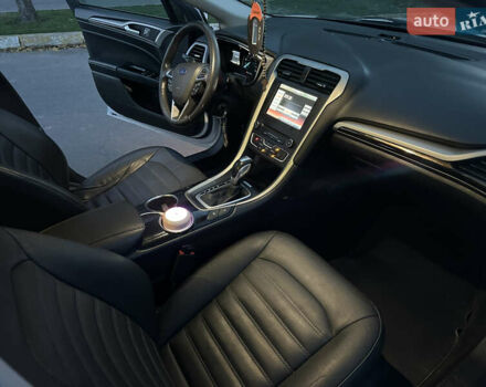 Білий Форд Фьюжен, об'ємом двигуна 2 л та пробігом 203 тис. км за 11500 $, фото 18 на Automoto.ua