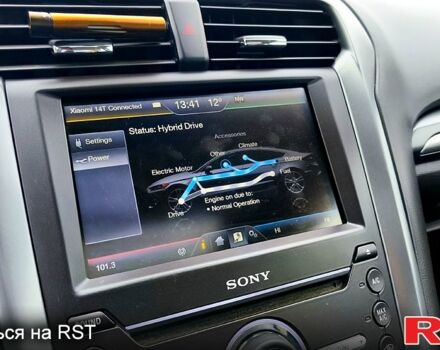 Білий Форд Фьюжен, об'ємом двигуна 2 л та пробігом 112 тис. км за 13000 $, фото 10 на Automoto.ua