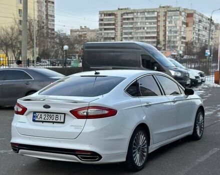 Белый Форд Фьюжн, объемом двигателя 2 л и пробегом 185 тыс. км за 8900 $, фото 3 на Automoto.ua