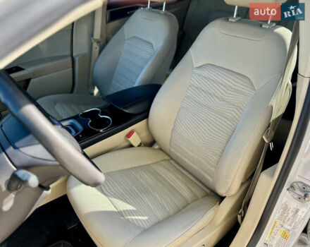 Белый Форд Фьюжн, объемом двигателя 2.49 л и пробегом 199 тыс. км за 9500 $, фото 19 на Automoto.ua