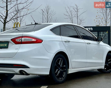 Белый Форд Фьюжн, объемом двигателя 2.49 л и пробегом 199 тыс. км за 9500 $, фото 15 на Automoto.ua