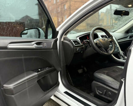 Белый Форд Фьюжн, объемом двигателя 2.5 л и пробегом 185 тыс. км за 8900 $, фото 8 на Automoto.ua