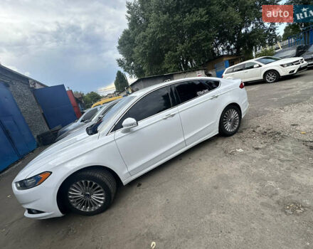 Белый Форд Фьюжн, объемом двигателя 2 л и пробегом 186 тыс. км за 12200 $, фото 3 на Automoto.ua