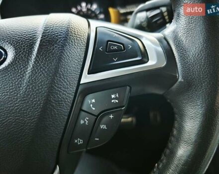 Білий Форд Фьюжен, об'ємом двигуна 2 л та пробігом 108 тис. км за 15000 $, фото 22 на Automoto.ua