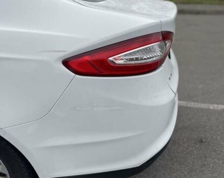 Білий Форд Фьюжен, об'ємом двигуна 2.5 л та пробігом 245 тис. км за 9300 $, фото 10 на Automoto.ua