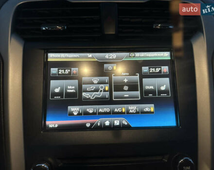 Білий Форд Фьюжен, об'ємом двигуна 2 л та пробігом 203 тис. км за 11500 $, фото 30 на Automoto.ua