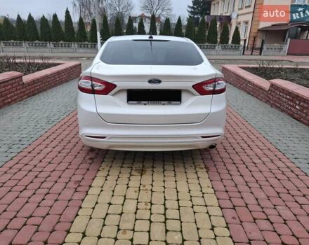 Білий Форд Фьюжен, об'ємом двигуна 1.5 л та пробігом 161 тис. км за 9900 $, фото 5 на Automoto.ua