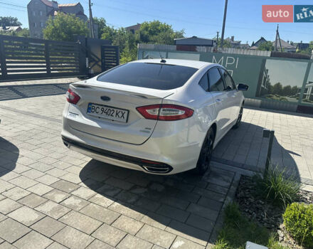 Форд Фьюжен 2015 у Львові на Automoto.ua Білий Форд Фьюжен, об'ємом двигуна 2 л та пробігом 200 тис. км за 9500 $, фото 1 на Automoto.ua