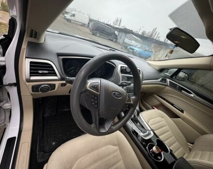 Білий Форд Фьюжен, об'ємом двигуна 1.5 л та пробігом 204 тис. км за 8000 $, фото 13 на Automoto.ua