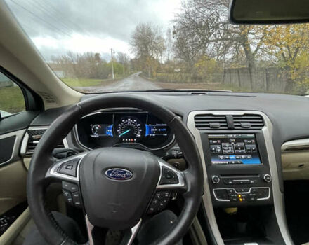 Белый Форд Фьюжн, объемом двигателя 2 л и пробегом 160 тыс. км за 10800 $, фото 7 на Automoto.ua