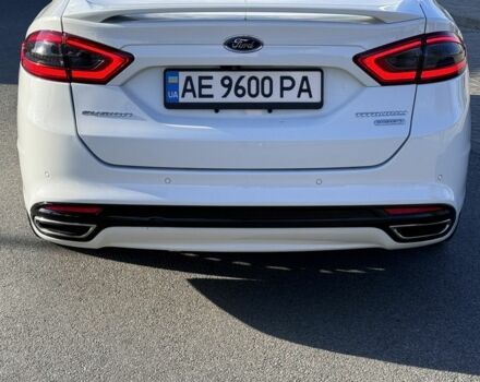 Форд Фьюжн 2015 в Днепре (Днепропетровске) на Automoto.ua Белый Форд Фьюжн, объемом двигателя 2 л и пробегом 166 тыс. км за 11000 $, фото 2 на Automoto.ua