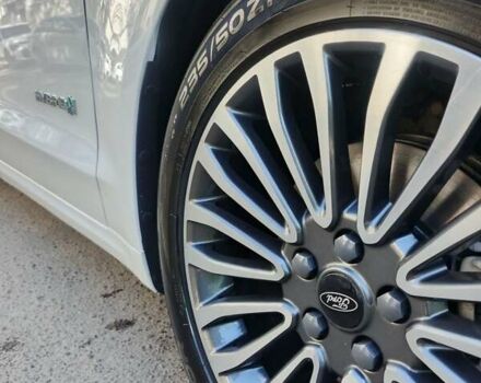 Белый Форд Фьюжн, объемом двигателя 2 л и пробегом 215 тыс. км за 10550 $, фото 9 на Automoto.ua