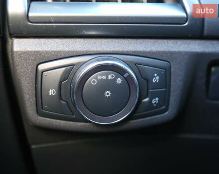 Белый Форд Фьюжн, объемом двигателя 2 л и пробегом 157 тыс. км за 11300 $, фото 24 на Automoto.ua