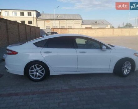 Білий Форд Фьюжен, об'ємом двигуна 2.5 л та пробігом 119 тис. км за 11300 $, фото 3 на Automoto.ua