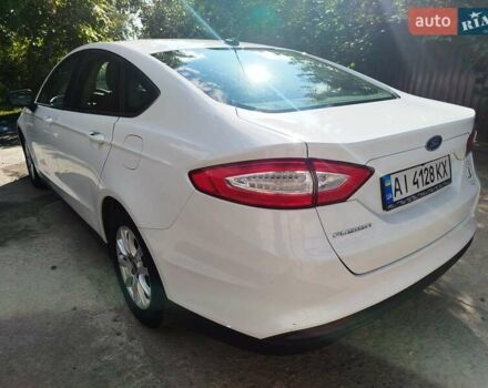 Форд Фьюжн 2015 в Киеве на Automoto.ua Белый Форд Фьюжн, объемом двигателя 2.5 л и пробегом 199 тыс. км за 10200 $, фото 6 на Automoto.ua