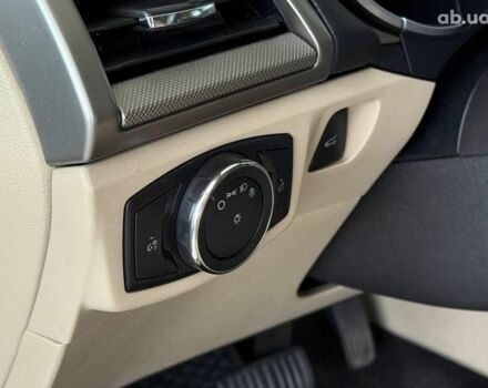 Белый Форд Фьюжн, объемом двигателя 2 л и пробегом 224 тыс. км за 11490 $, фото 11 на Automoto.ua