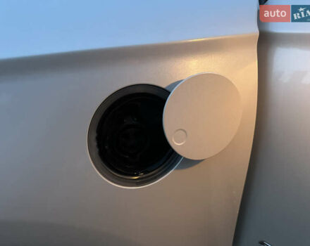 Білий Форд Фьюжен, об'ємом двигуна 2 л та пробігом 203 тис. км за 11500 $, фото 21 на Automoto.ua