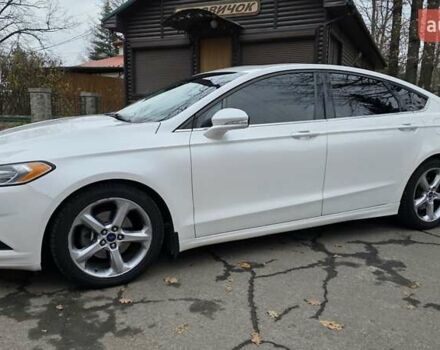 Білий Форд Фьюжен, об'ємом двигуна 2.5 л та пробігом 240 тис. км за 9449 $, фото 5 на Automoto.ua