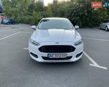 Білий Форд Фьюжен, об'ємом двигуна 2 л та пробігом 169 тис. км за 13000 $, фото 26 на Automoto.ua