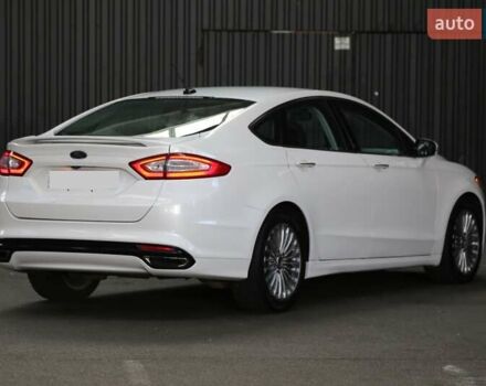 Белый Форд Фьюжн, объемом двигателя 2 л и пробегом 157 тыс. км за 11300 $, фото 6 на Automoto.ua