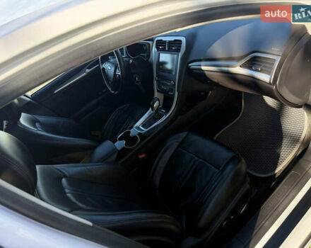 Белый Форд Фьюжн, объемом двигателя 2.5 л и пробегом 194 тыс. км за 11500 $, фото 20 на Automoto.ua