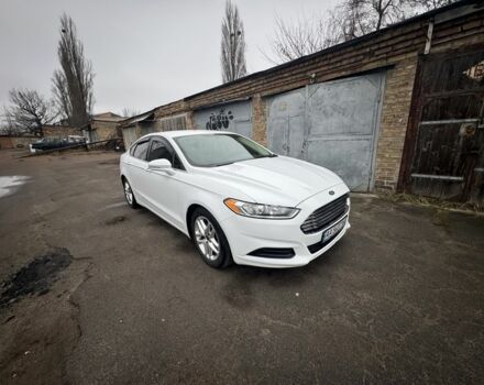 Білий Форд Фьюжен, об'ємом двигуна 1.5 л та пробігом 204 тис. км за 8000 $, фото 7 на Automoto.ua